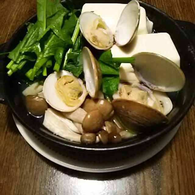 蛤と豆腐の鍋
