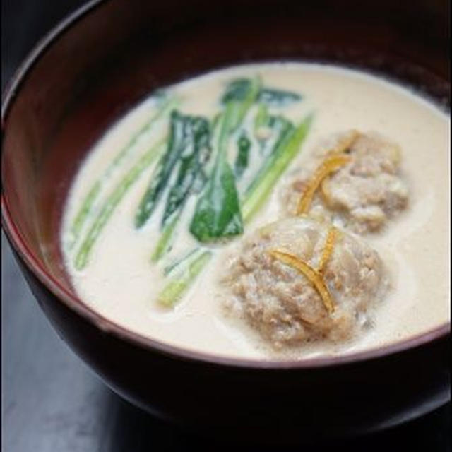 乳和食レシピ ふわふわ鶏団子入り豆乳味噌汁 By はなこさん レシピブログ 料理ブログのレシピ満載
