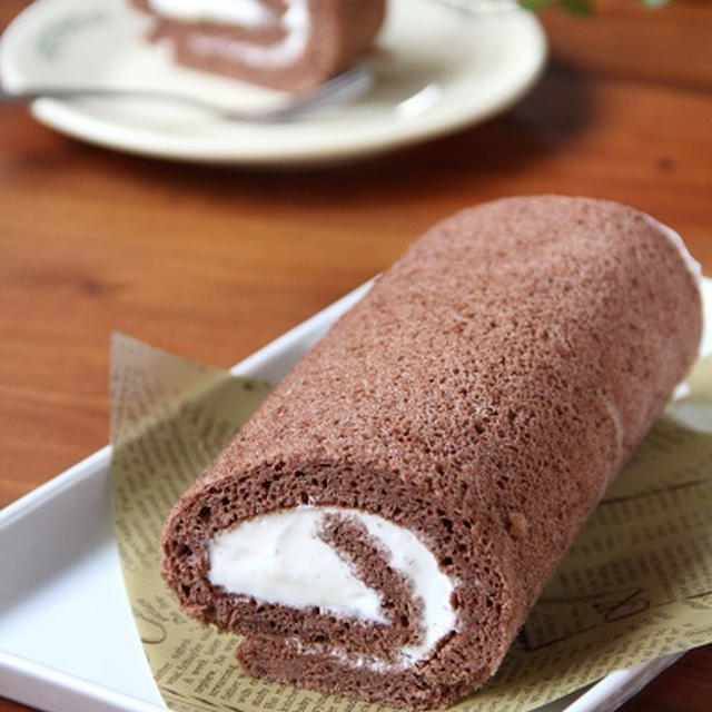 ココアロールケーキ。