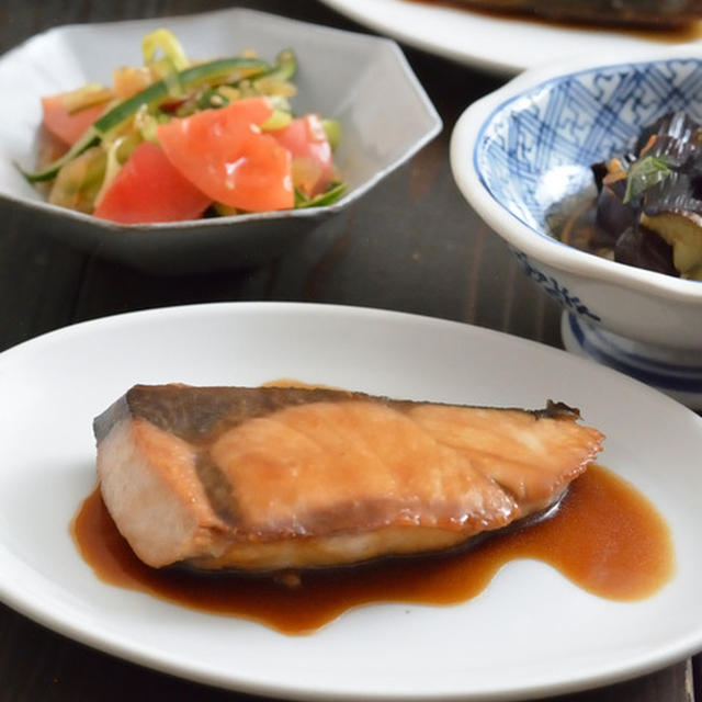 安定のブリ照り定食。