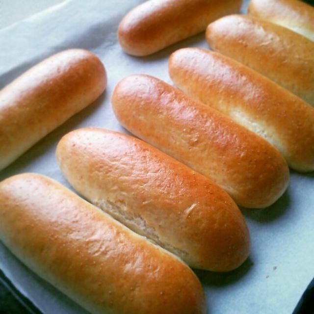 久しぶりにミニコッペパン焼きました☆