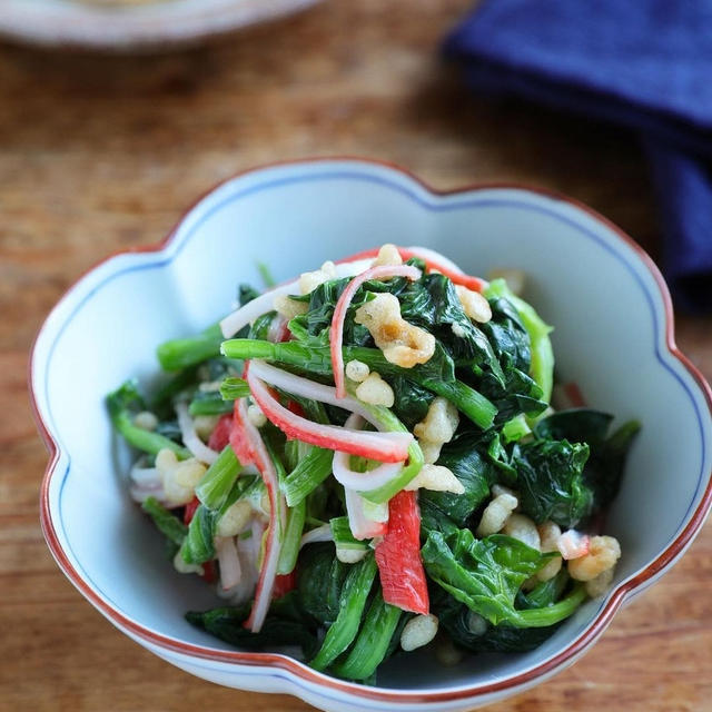 ぱぱっと副菜！ほうれん草とカニカマの揚げ玉和え