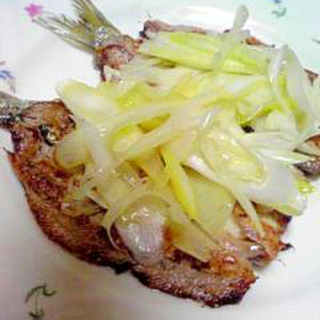塩ねぎのっけ☆イワシのオリーブオイル焼き