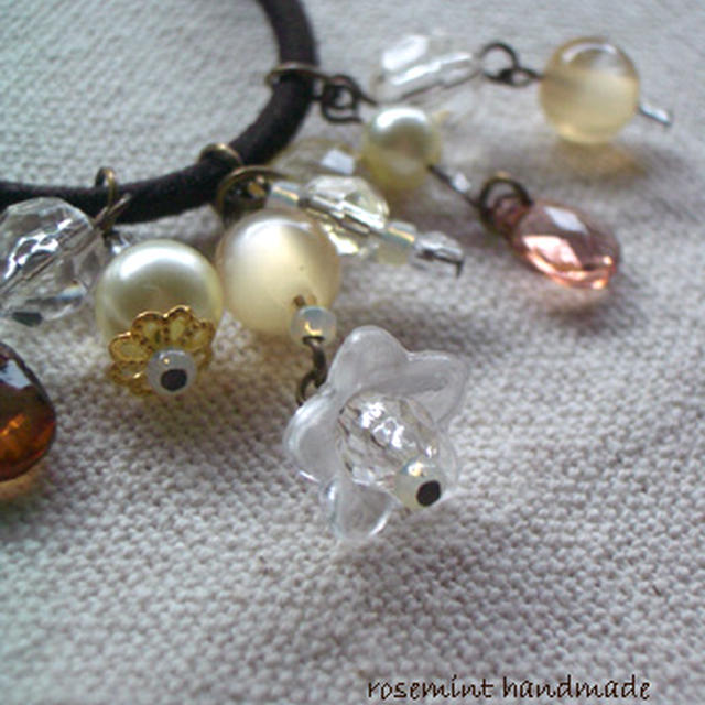 ＊Handmade＊ビーズヘアアクセサリー