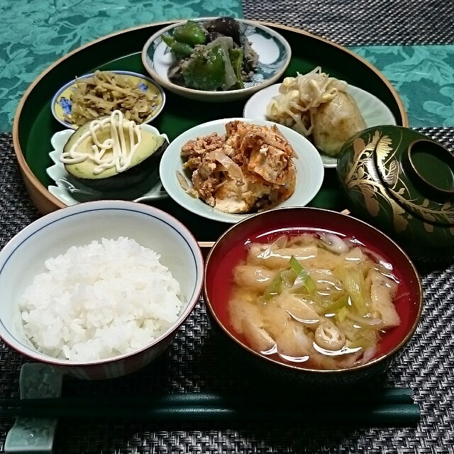 小皿に取り分けておうちランチ