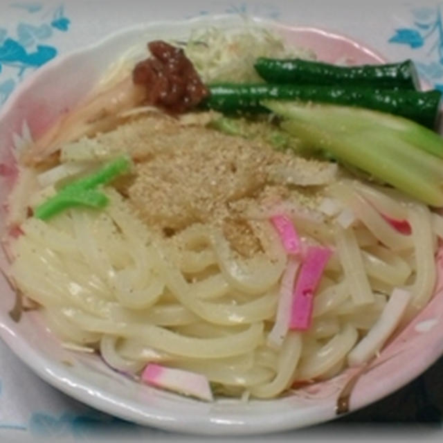 簡単短時間でできる「サラダうどん」