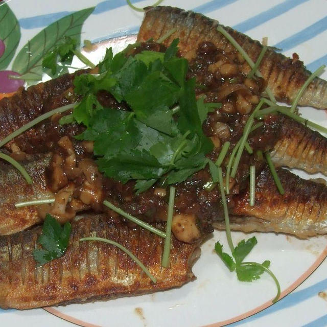 秋刀魚のわたを使って梅だれ焼き