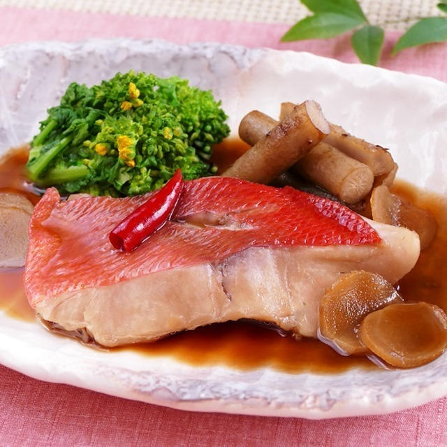 金目鯛と新ごぼうと菜の花の煮付け