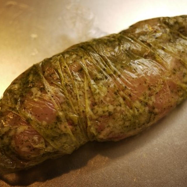 バジル×塩麹風味のチキンカツ。