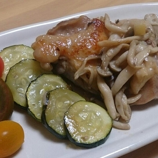 簡単☆塩レモン醤油チキンとズッキーニのソテー