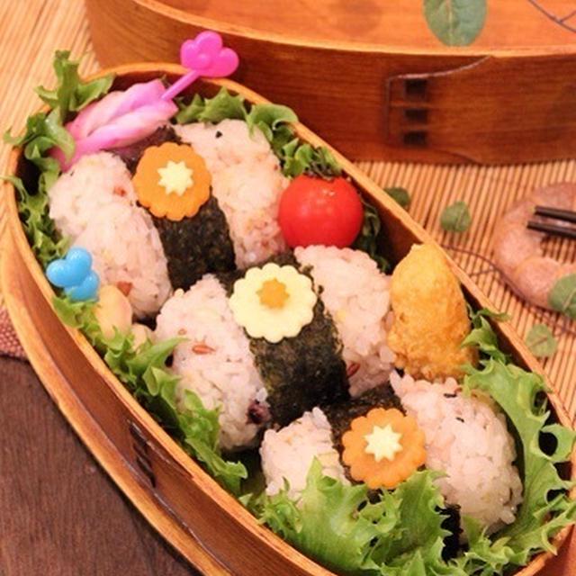 カフェ弁当☆おむすび弁当