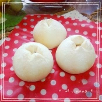 ☆　白パン生地　de　クランベリーチーズパン　☆