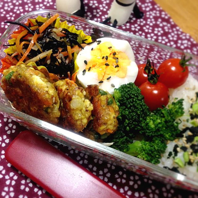 豆腐とさば味噌煮缶deカレー風味の簡単つくね♪【スパイス大使】