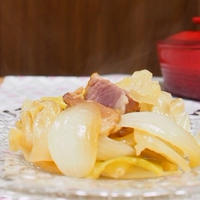 春キャベツと新玉ねぎのコンソメ煮