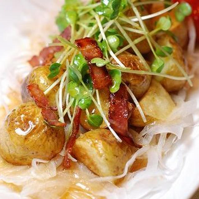 香ばしポテトとオニオンのホットサラダ【バター醤油味】