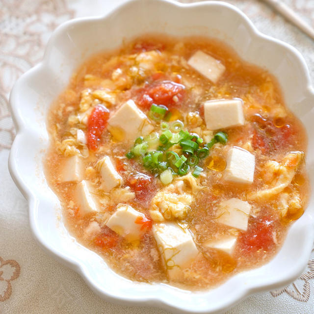 レシピ【もずくと豆腐とたまごの具沢山スープ】