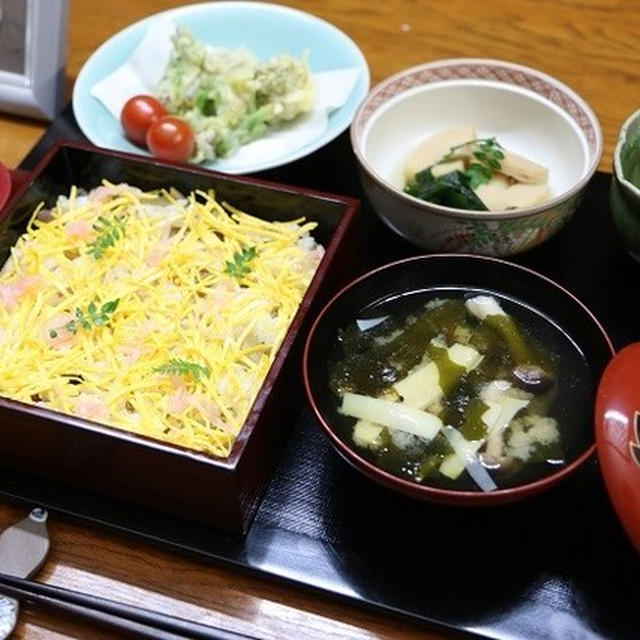 レシピ付き献立　筍とふきのばらずし・若竹煮・山菜の天ぷら・ほうれん草の胡麻和え・筍の姫皮のお味噌汁