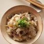 鶏牛蒡ごはん、と、桜とゴミ。