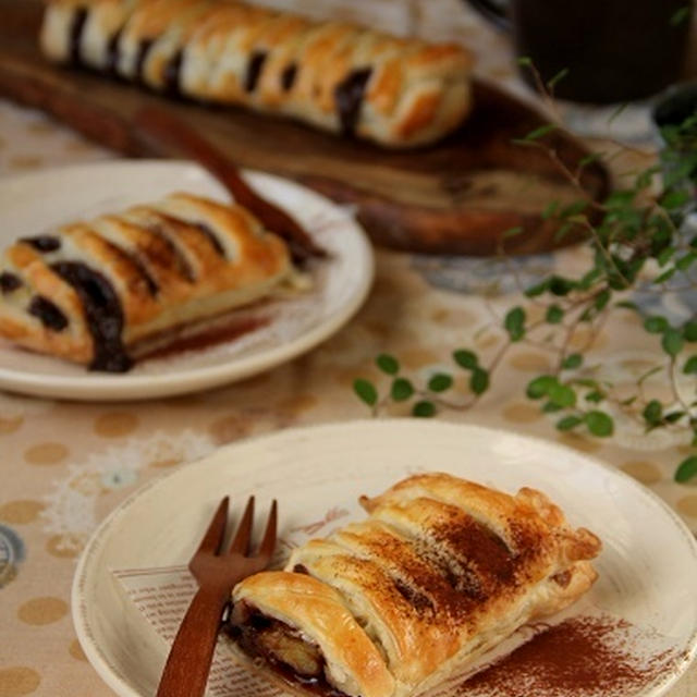 スライス生チョコと冷凍パイシートで簡単！編み込みチョコバナナパイ。