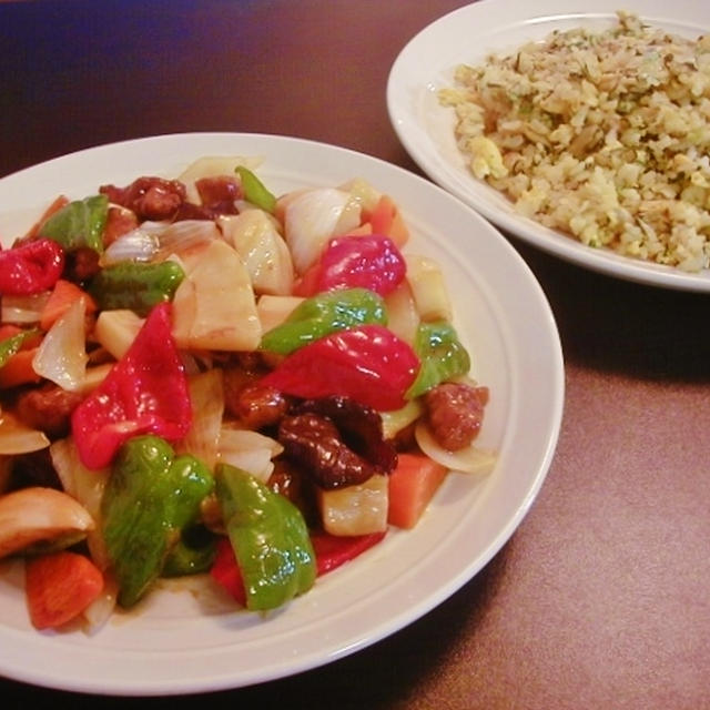 野菜たっぷり酢豚と高菜炒飯