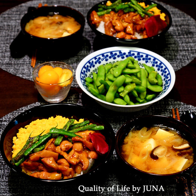 超ちょびっとな庭の恵みを家族で楽しんだ食卓。他は鶏丼など♪
