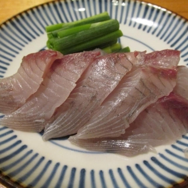 旨魚料理 サゴシの刺身 By まるかつさん レシピブログ 料理ブログのレシピ満載