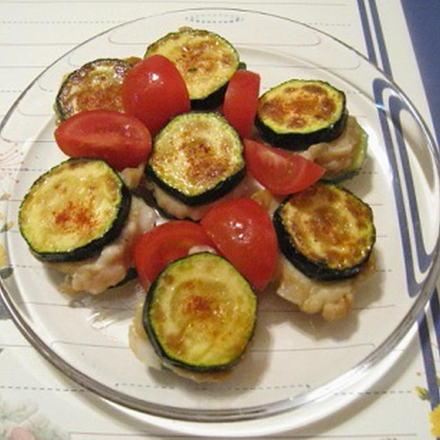 ズッキーニと鶏ミンチのはさみ焼き