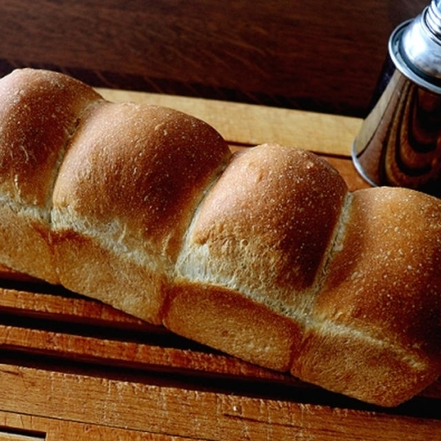 スリムパウンド型で 全粒粉のパン にゃ By Misyaさん レシピブログ 料理ブログのレシピ満載