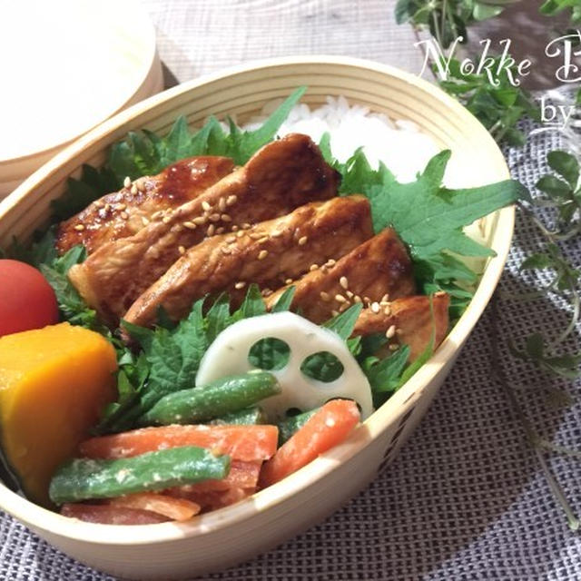 パパと息子の✳︎豚のロースソテーのっけ弁当♡