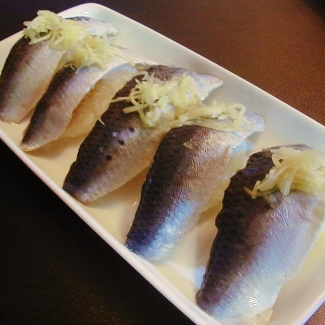 酢しめ鰯の握り寿司と煮込みハンバーグ By みなづきさん レシピブログ 料理ブログのレシピ満載