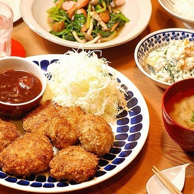 ７１３円＊総菜屋さん風のメンチカツ定食【自立】