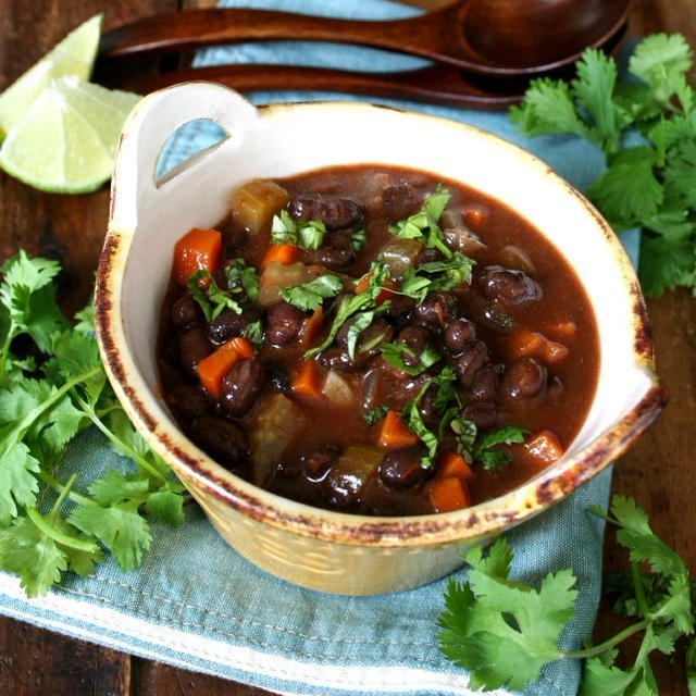 Chunky Black Bean Soup野菜ころころブラックビーンスープ