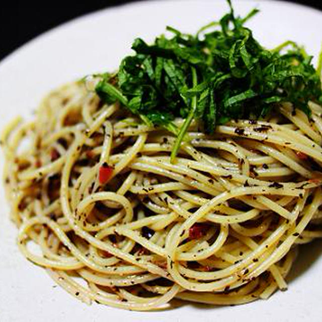 「ゆかり」de「梅ウメパスタ」。