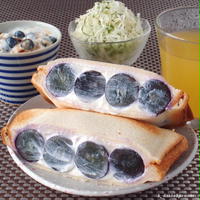 ぶどう”ナガノパープル”のホットサンド | キリ クリームチーズ ポーションタイプ