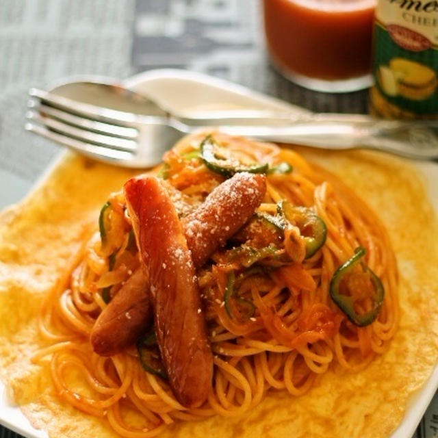 薄焼き卵のナポリタン