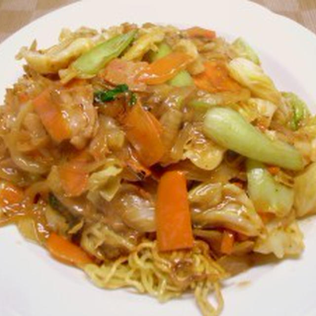 生中華麺と残り野菜のあんかけ焼きそば