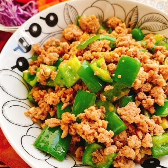 ピーマンそぼろ(動画レシピ)/Ground meat and Green bell pepper.