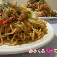 キャベツたっぷり、紅しょうがたっぷり★屋台焼きそば