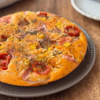 フライパンで作る！米粉のピザパン風＊赤ちゃんはどうやって1人で生きるのか