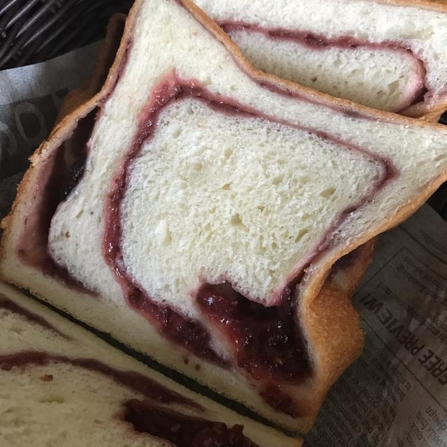【渦巻き角食パン練習→失敗！(>_<)】