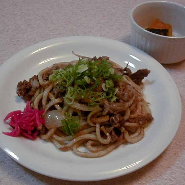 焼きうどんと南瓜ほっくり煮