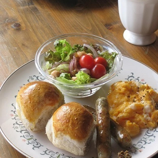 staubで焼いたちぎりパンでワンプレートランチ♪ ＆ 掲載、感謝☆