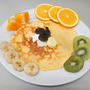 クレープ風メレンゲパンケーキの朝食 ☆ バター・クリームチーズ・フルーツを添えて