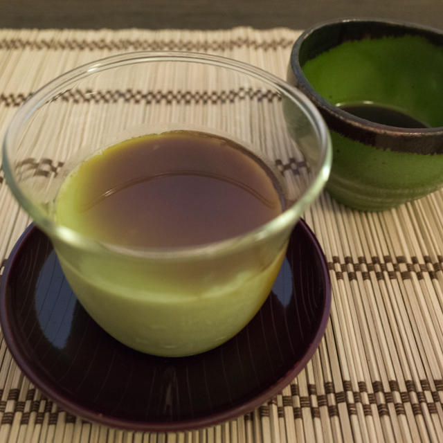 アガーで作るミルク抹茶プリン