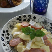 「りんごとカマンベールチーズとソーセージのソテー（レシピ）」「茄子と鶏肉のトマトソースパスタ」