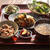 一汁四菜ぐらいのごはん◆大根とお揚げの味噌汁、豚肉と野菜の黒酢あん、ほうれん草・ひじき・人参・アーモンドの白あえ、さつま芋のシトラスコンフィ煮、紫水菜と春菊とテンペのサラダ　玉葱ドレッシング