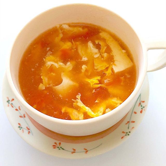 疲れたカラダに優しい！「トマトと豆腐の酸辣湯スープ」