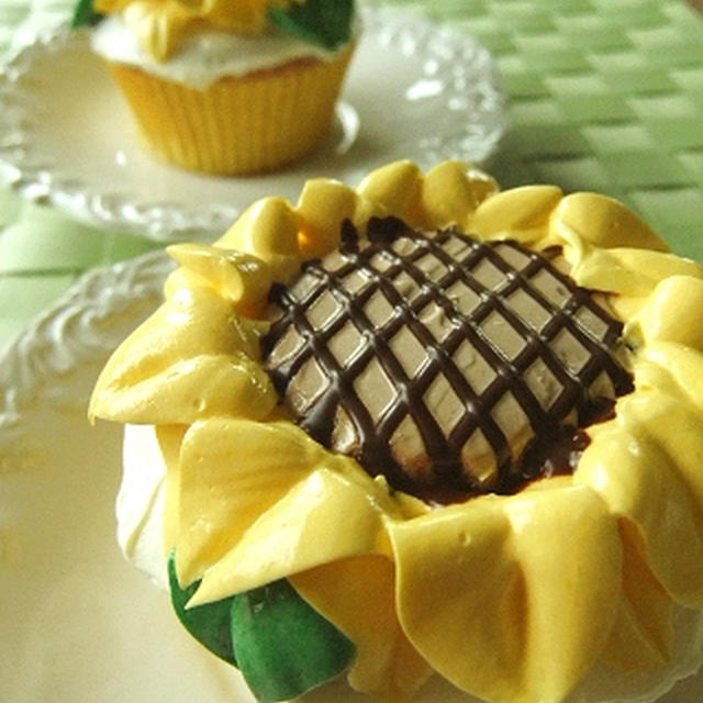 ひまわりカップケーキ By Mya Myaさん レシピブログ 料理ブログのレシピ満載