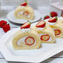 百均の鉄板で作るふわふわスポンジのいちごのロールケーキ