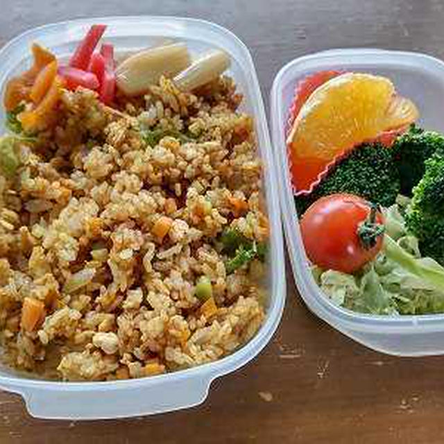 カレー炒飯弁当